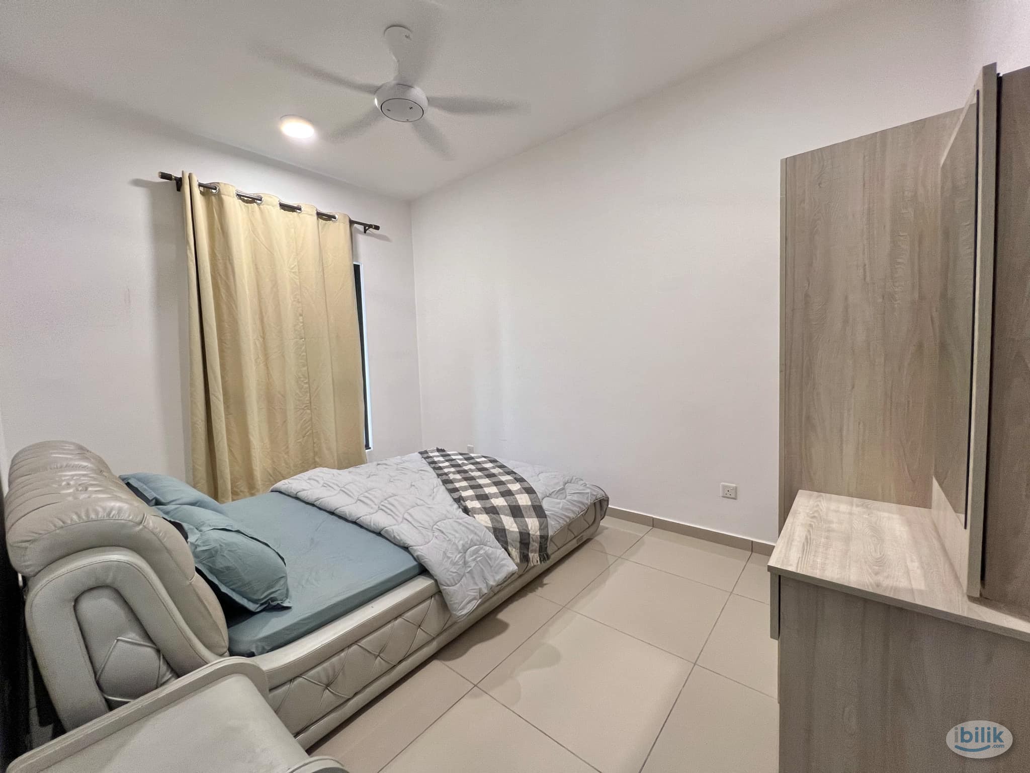 Fully furnish Female Master Room for rent at Dquince Residence Damansara Perdana near Empire City Ikea 1Utama Mall Resta - Image 2