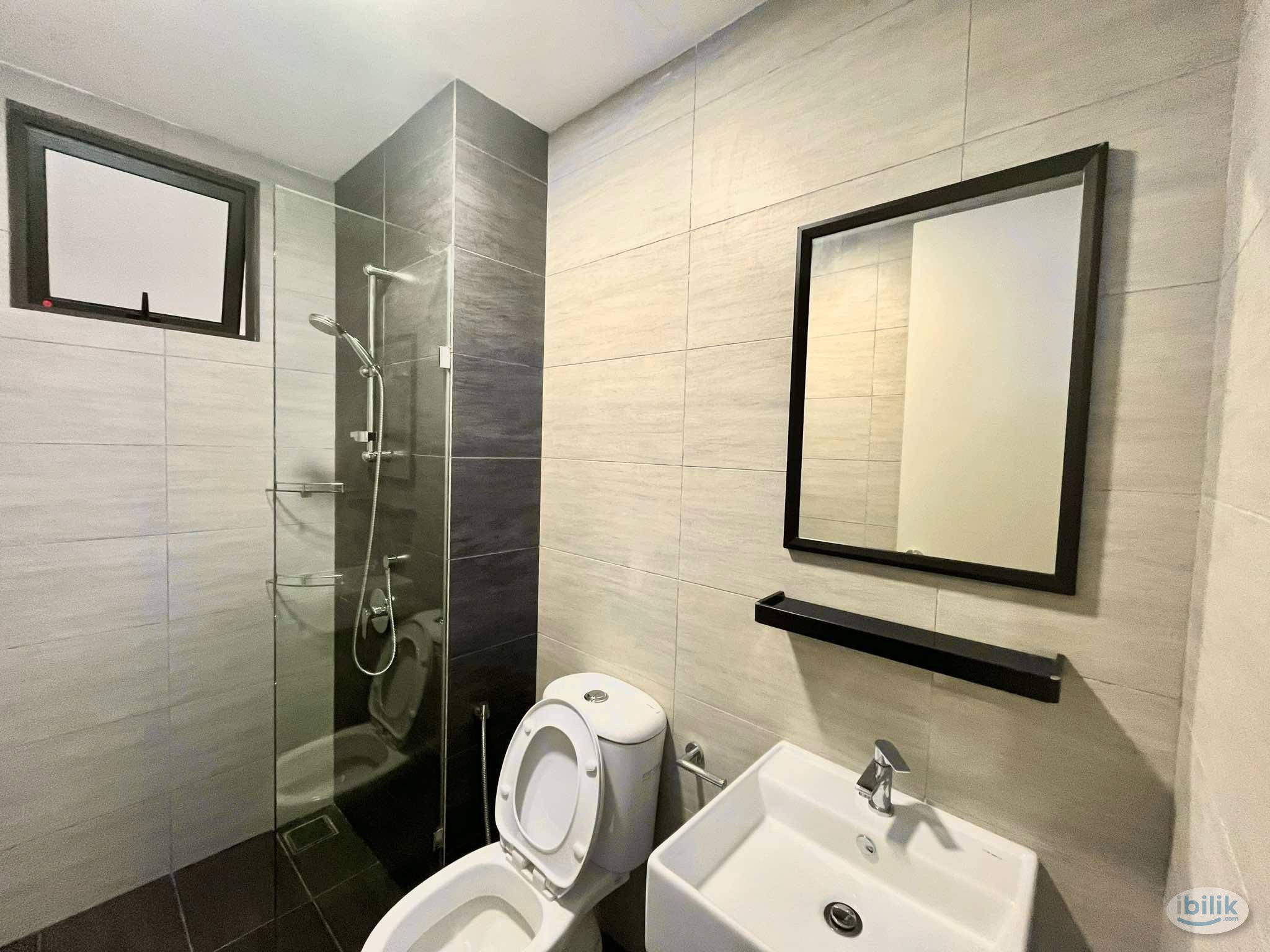 Fully furnish Female Medium room for rent at Suria Garden Puchong Utama Near ioi Puchong Cyberjaya Restaurant Hospital U - Image 4