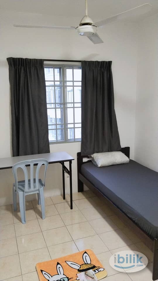 🏠Middle Room @Angkasa Condominiums, Cheras [Male Unit] - Image 1
