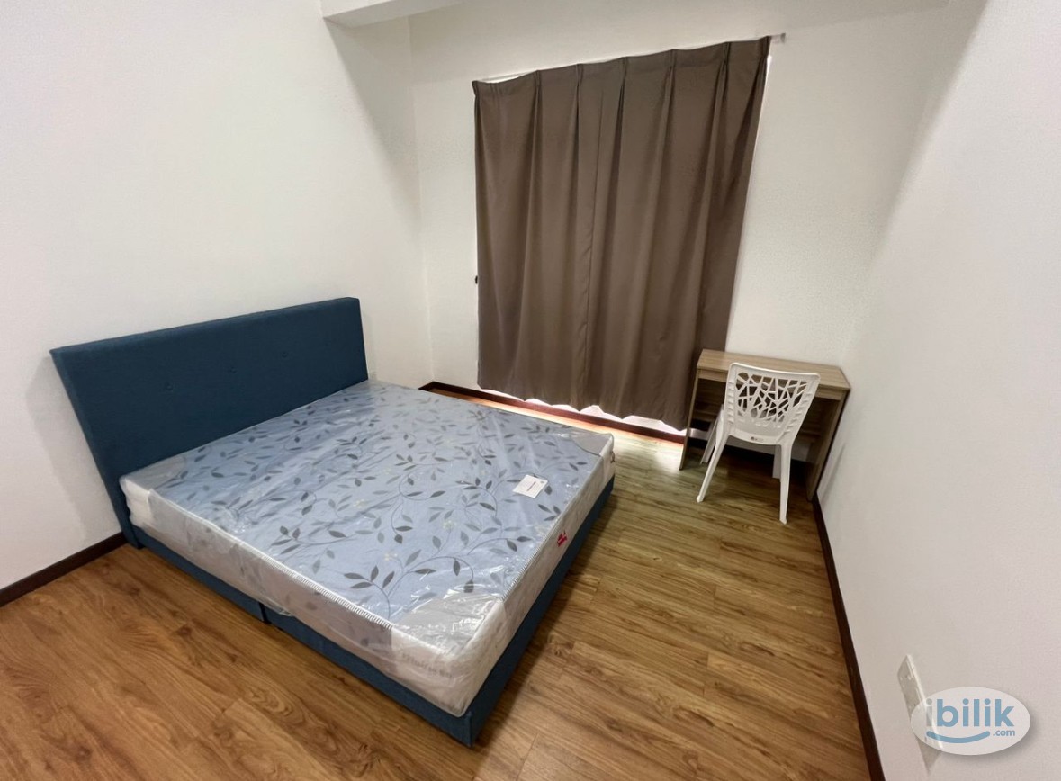 Zero Security Deposit Master Room Middle Small Mixed or Female unit 7 Tree Seven Residence MRT Bukit Dukung - Image 1