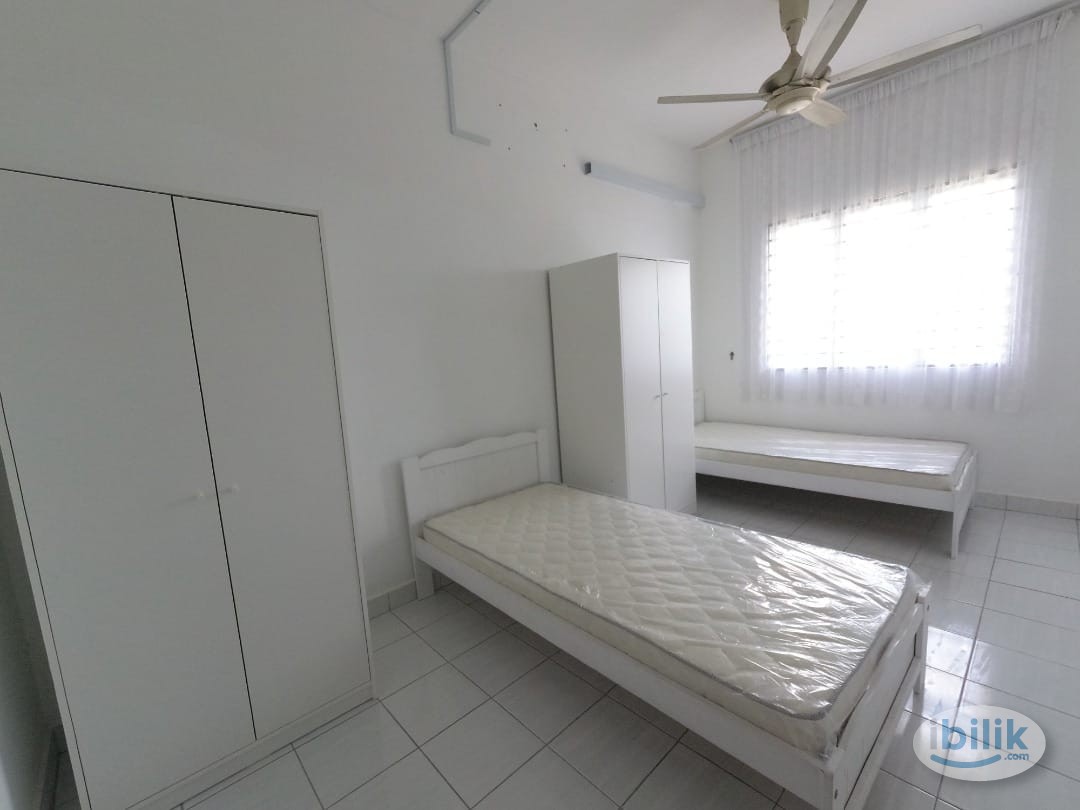 Girl Muslim | Sharing | PPAM METRO POLITAN KEPONG | FULLY FURNISED |Middle Room at Kepong, Kuala Lumpur - Image 1