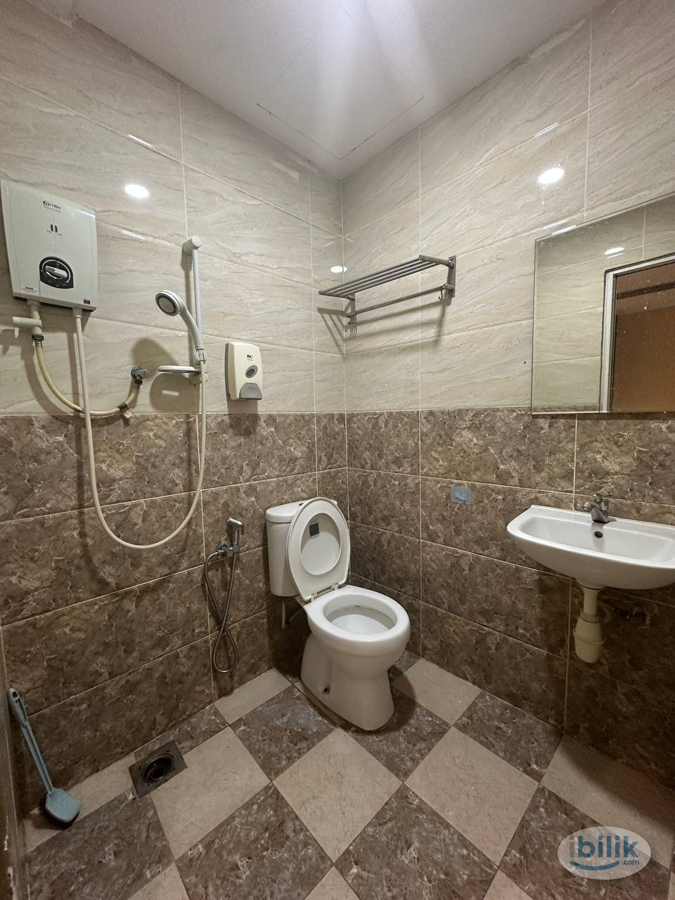 💥💥Zero Deposit💥💥Single Room at Bandar Sunway, Petaling Jaya - Image 3
