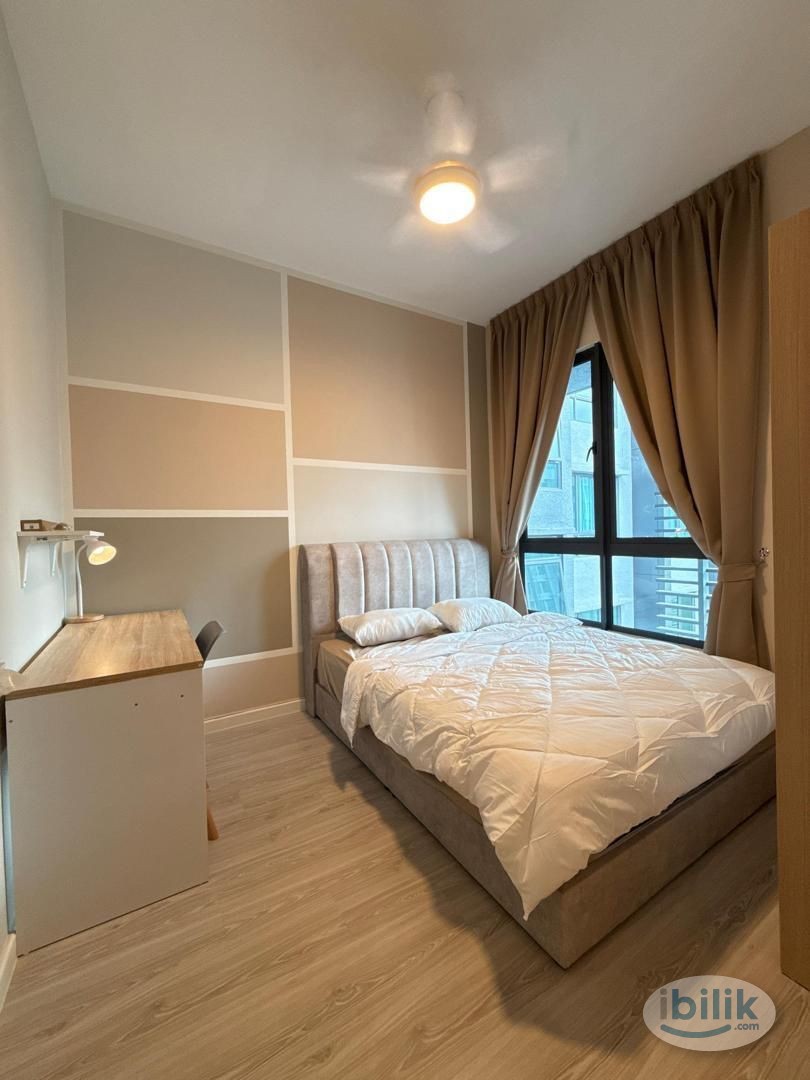 Master Room at Topaz Residense Mutiara Heights, Kajang - Image 4