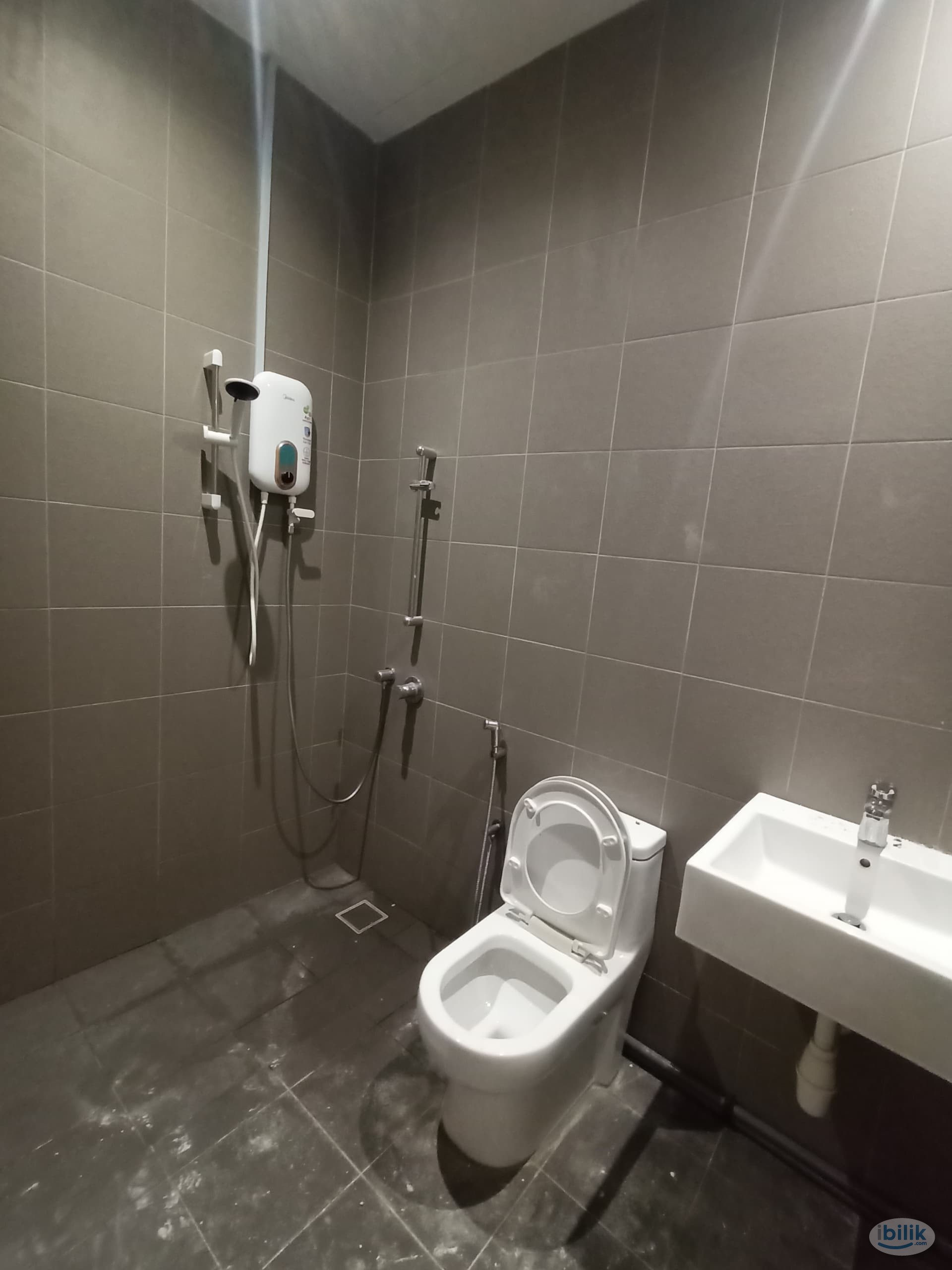 Single Female room at SS1, Petaling Jaya🏡 walkable to LRT Taman Bahagia🚇 - Image 4