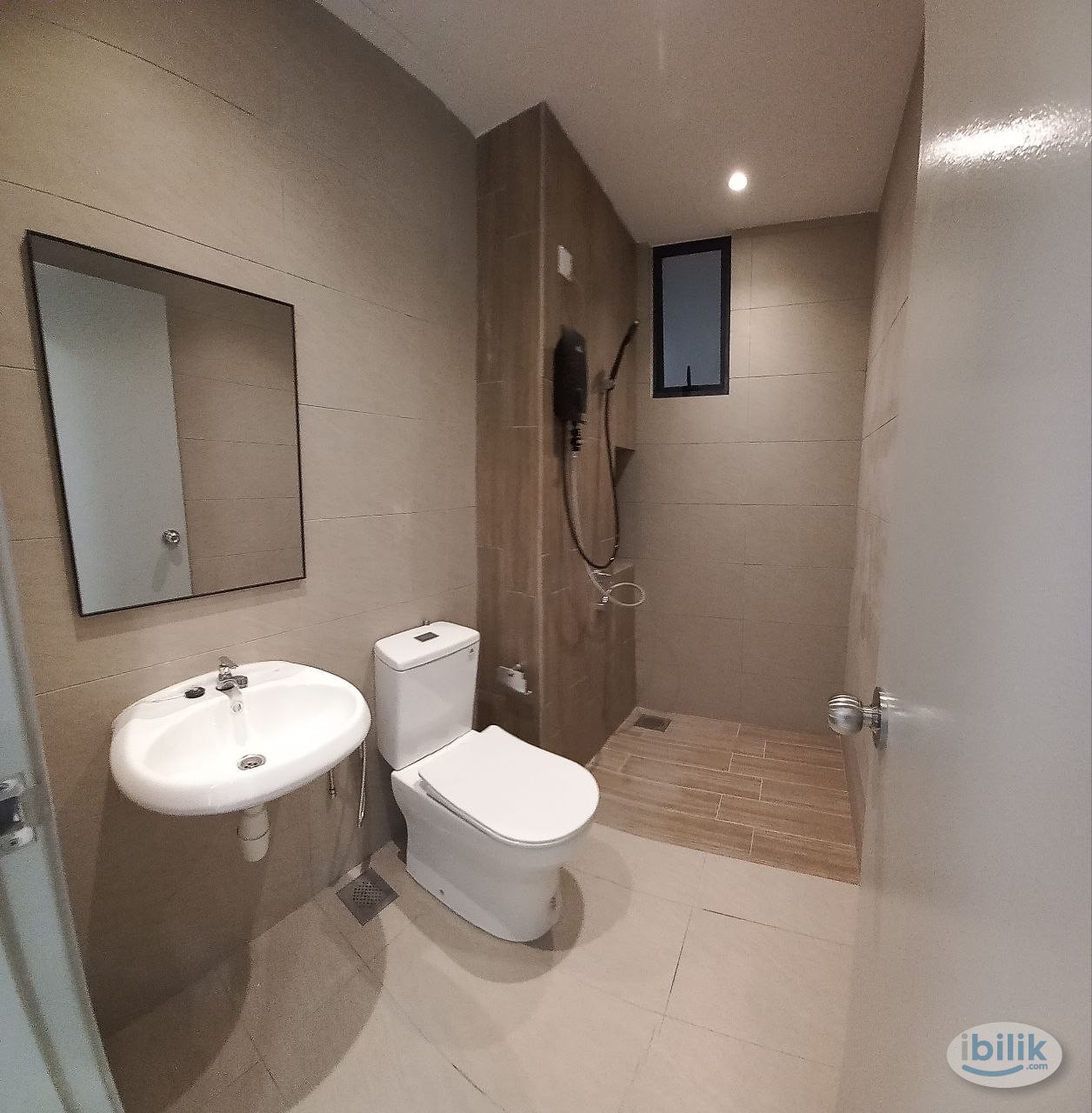 MEDIUM Room 🔥 at Aradia Residence, Jalan Kuching Taman Wahyu Fully Furnished 450m to KTM Taman Wahyu - Image 4