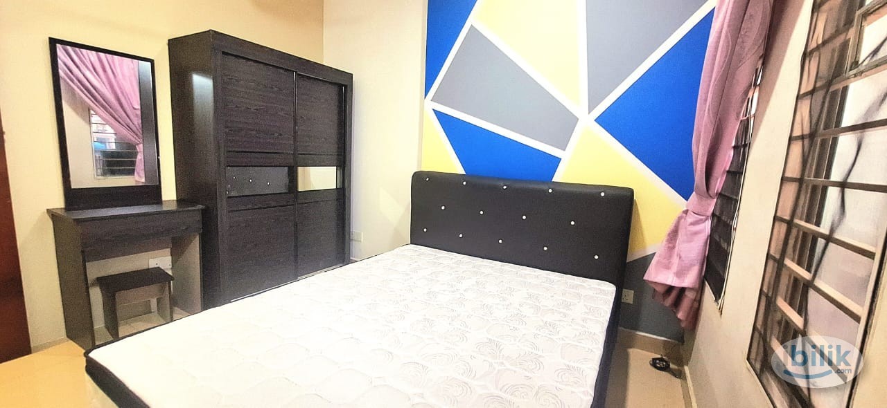 Room available at TAMAN CEMPAKA - Image 2
