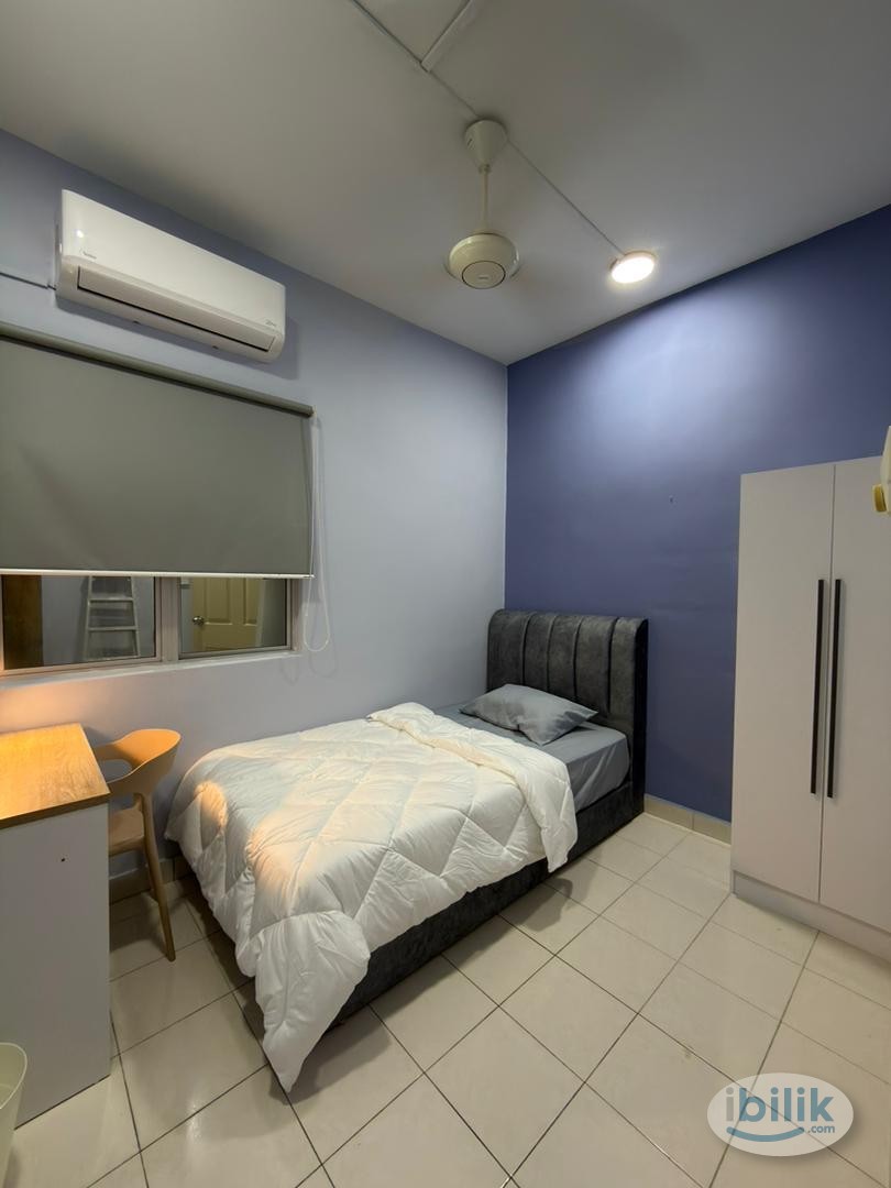 Single Room at SuriaMas, Bandar Sunway - Image 5