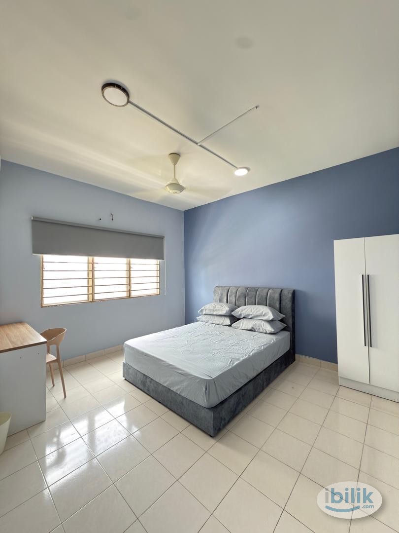 Master Room at SuriaMas, Bandar Sunway - Image 1