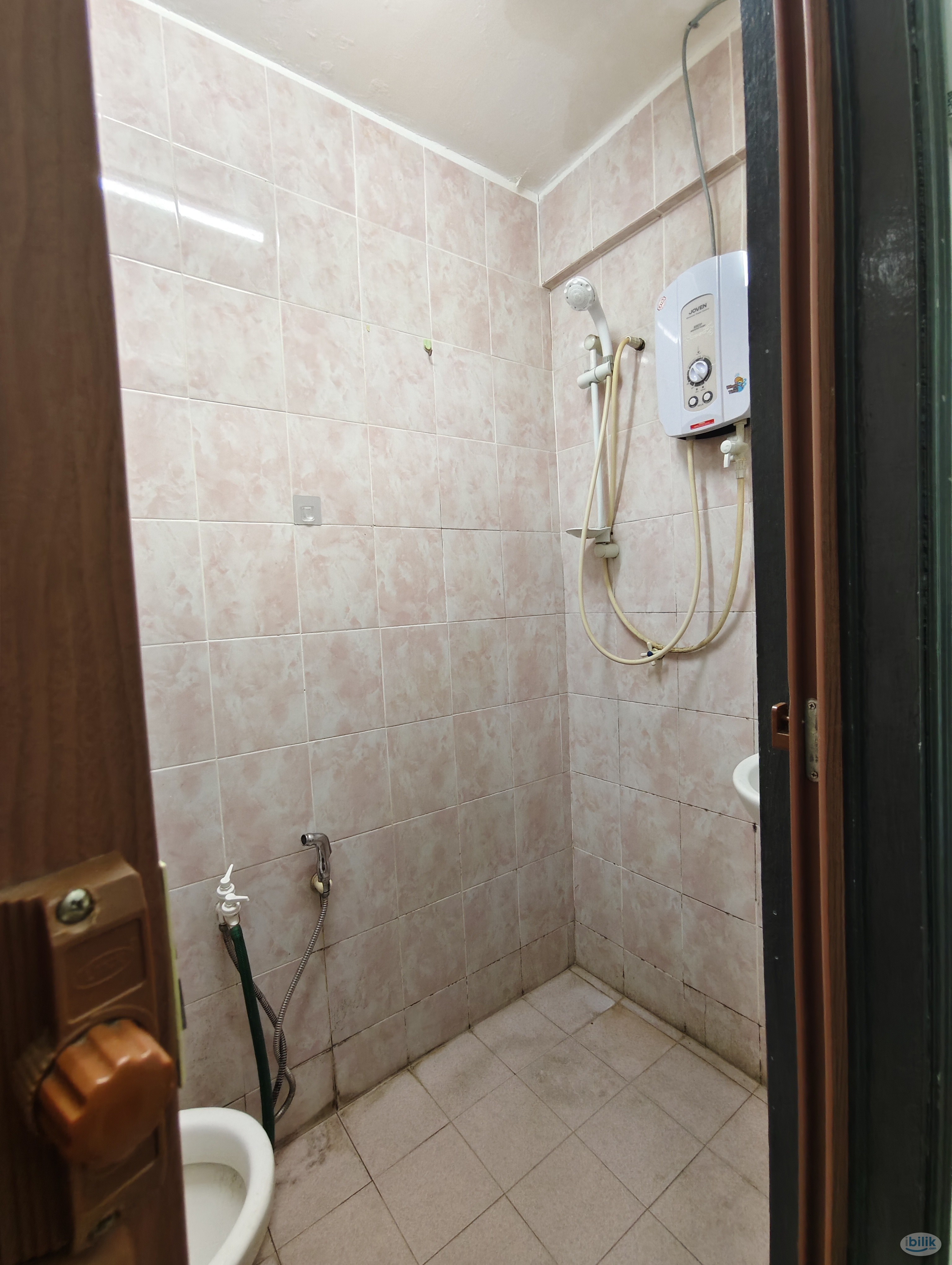 Single Room at PJS 9, Bandar Sunway--Utilities INCLUDED!!! - Image 1