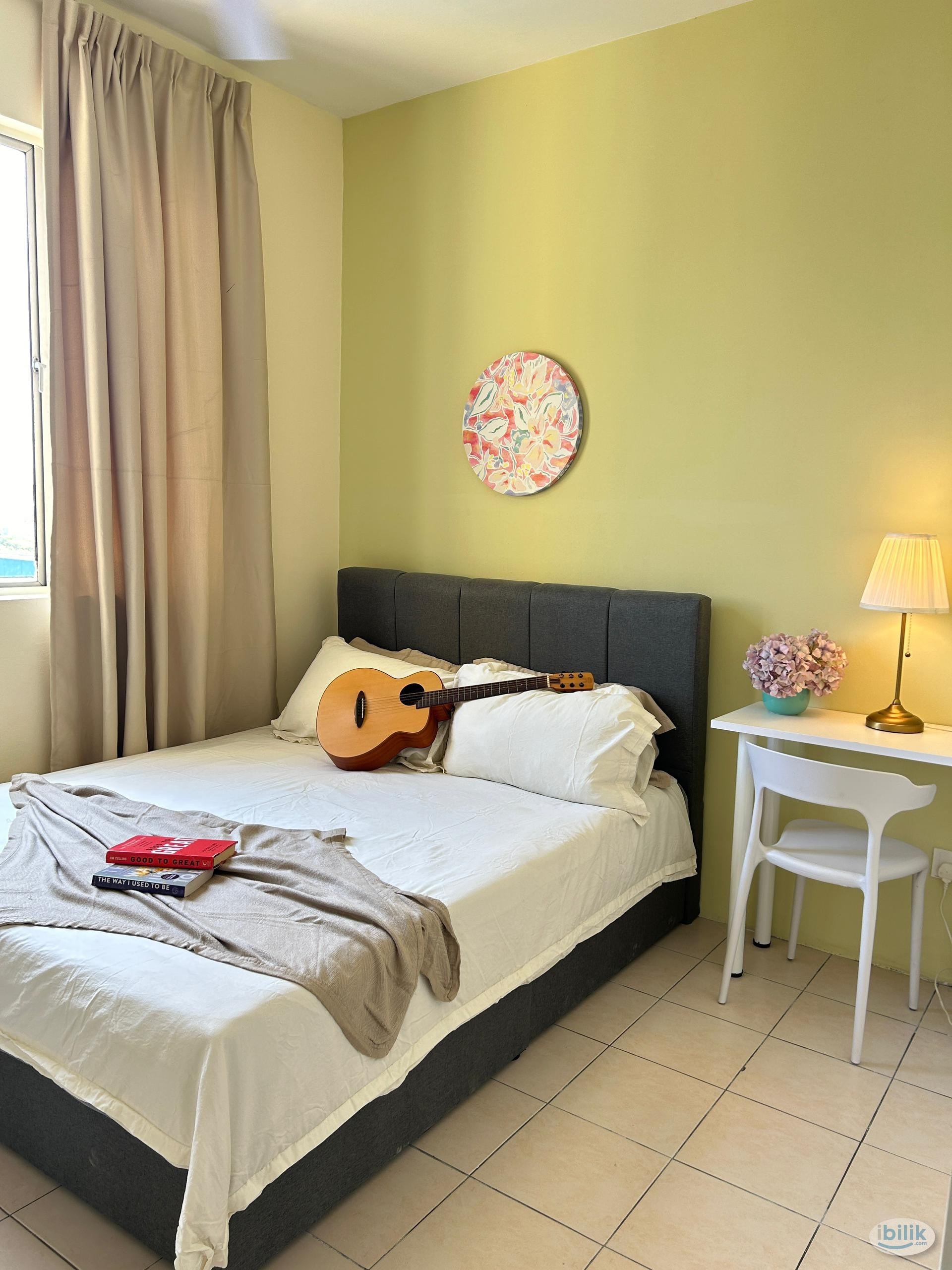 Middle Room at Casa Subang, UEP Subang Jaya - Image 1