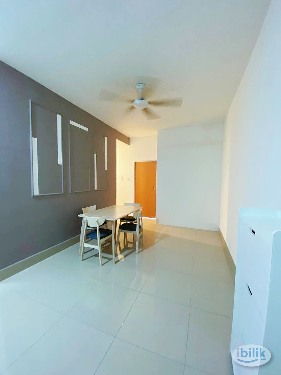 Razak City Residence | Big Master Room with Private Bathroom | Nice View | Near Public Transport - Image 4