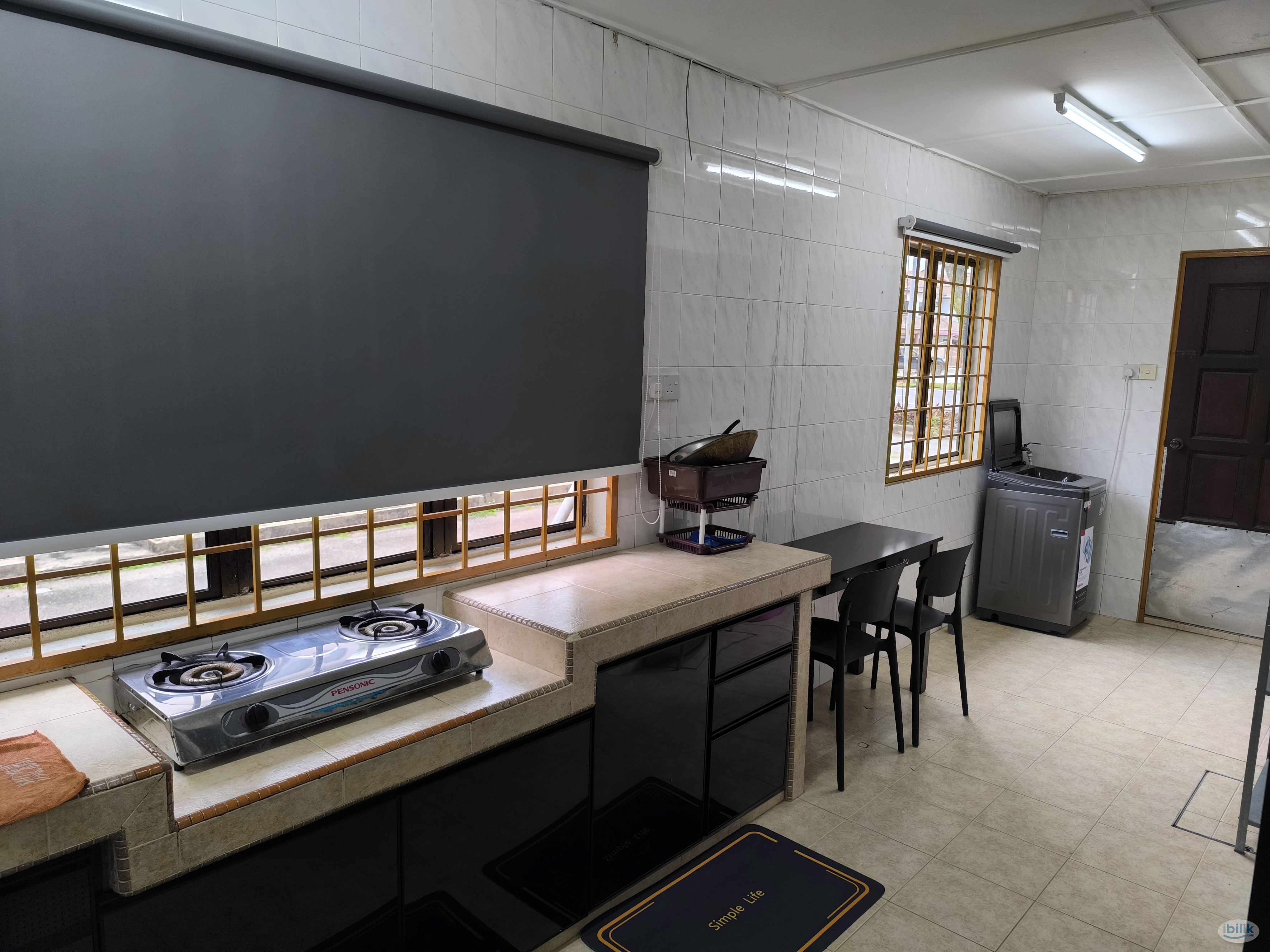 Premium Female Room near HTAA, Kuantan town Fully Furnished Wifi,Coway,Cleaner - Image 3
