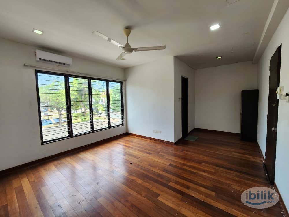 *!![ZERO DEPOSIT]!!*Comfort Nice Room With Private Bathroom For Rent In Alam Impian - Image 1