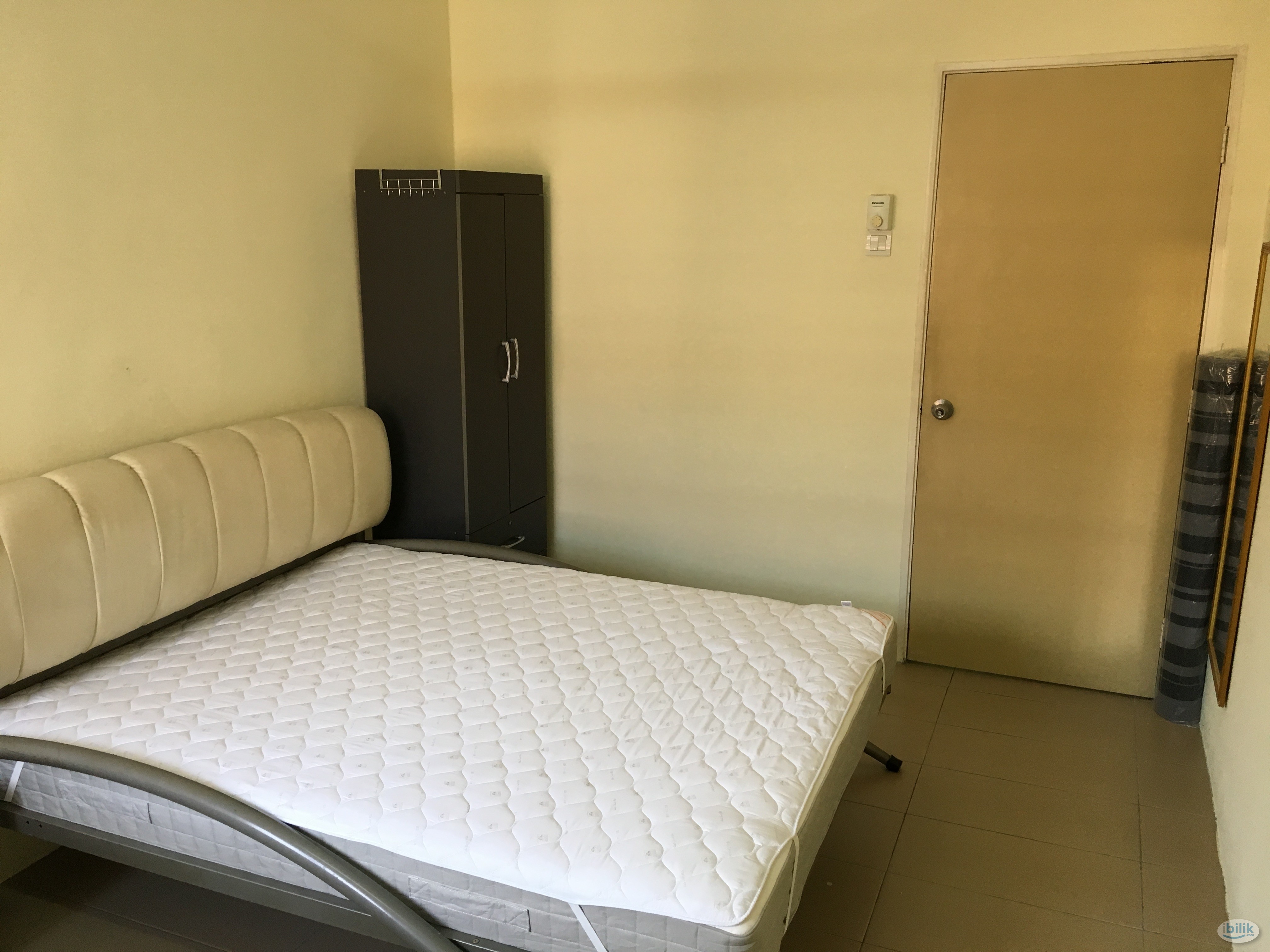 Spacious Double Bedroom with Private Bathroom for Rent - Image 3