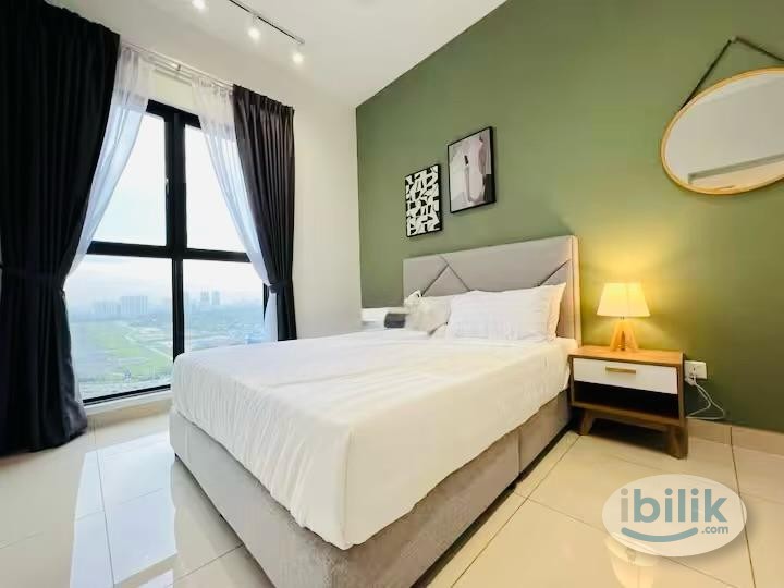 Bus to UPM, Condo Room at Universiti Putra Malaysia (UPM), Serdang - Image 1