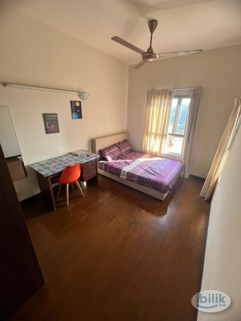 Seri Maya Big Middle Room Lady's Unit min walking distance to LRT Setiawangsa - Image 1
