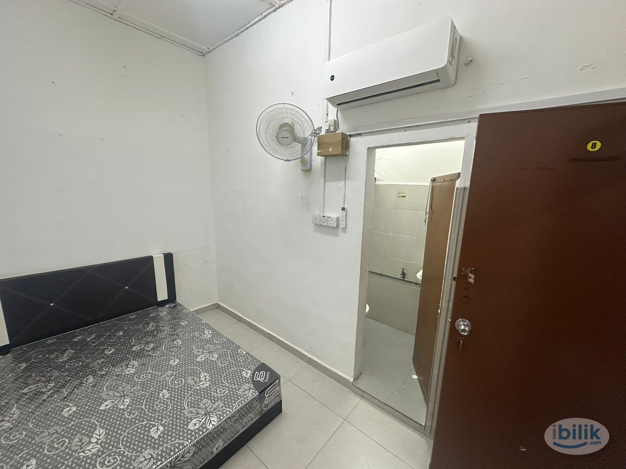 Master Room at Taman Sri Tebrau, Johor Bahru - Image 1