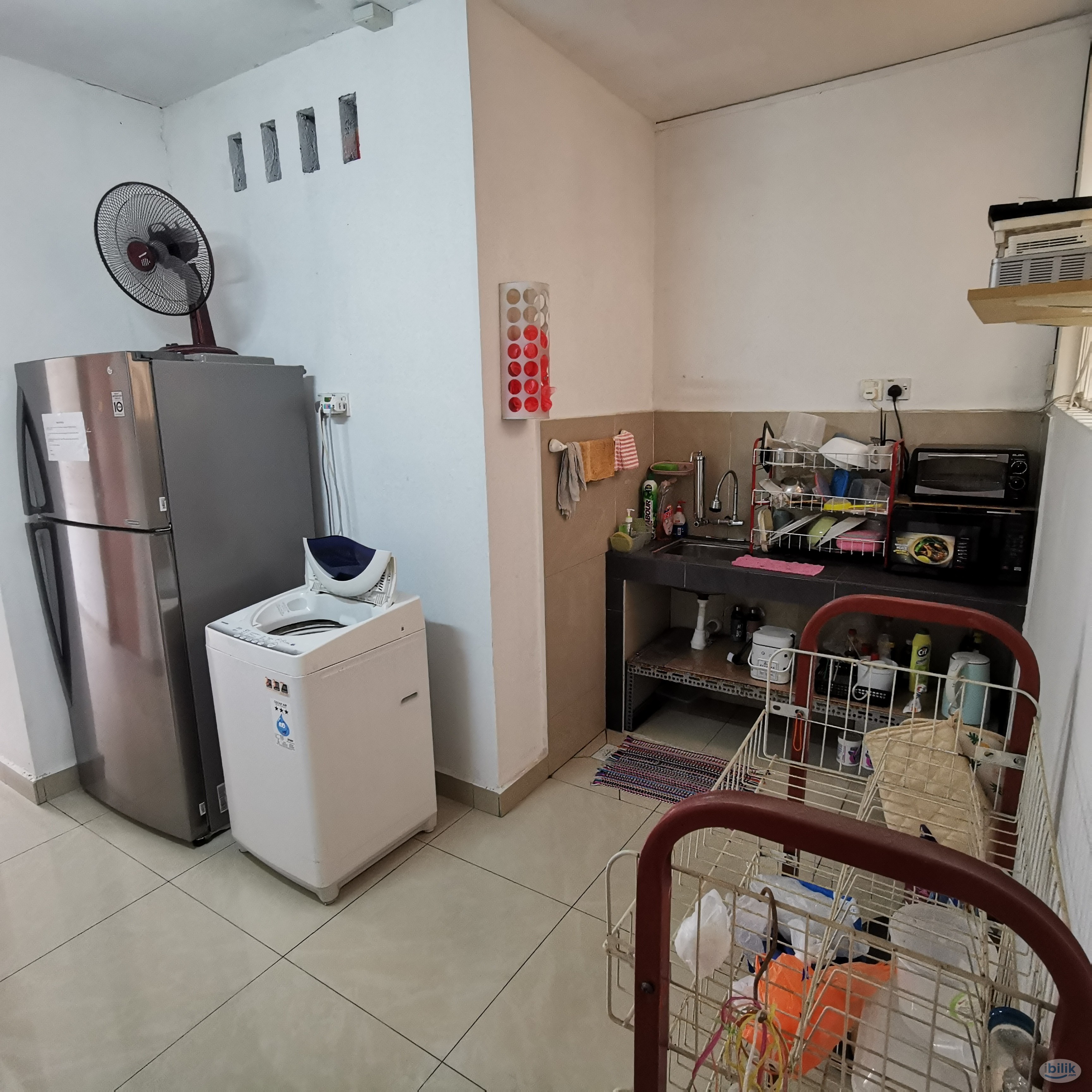 SS15 house facing Subang Jaya LRT / KTM station – own bath, furnished room posted by owner - Image 3