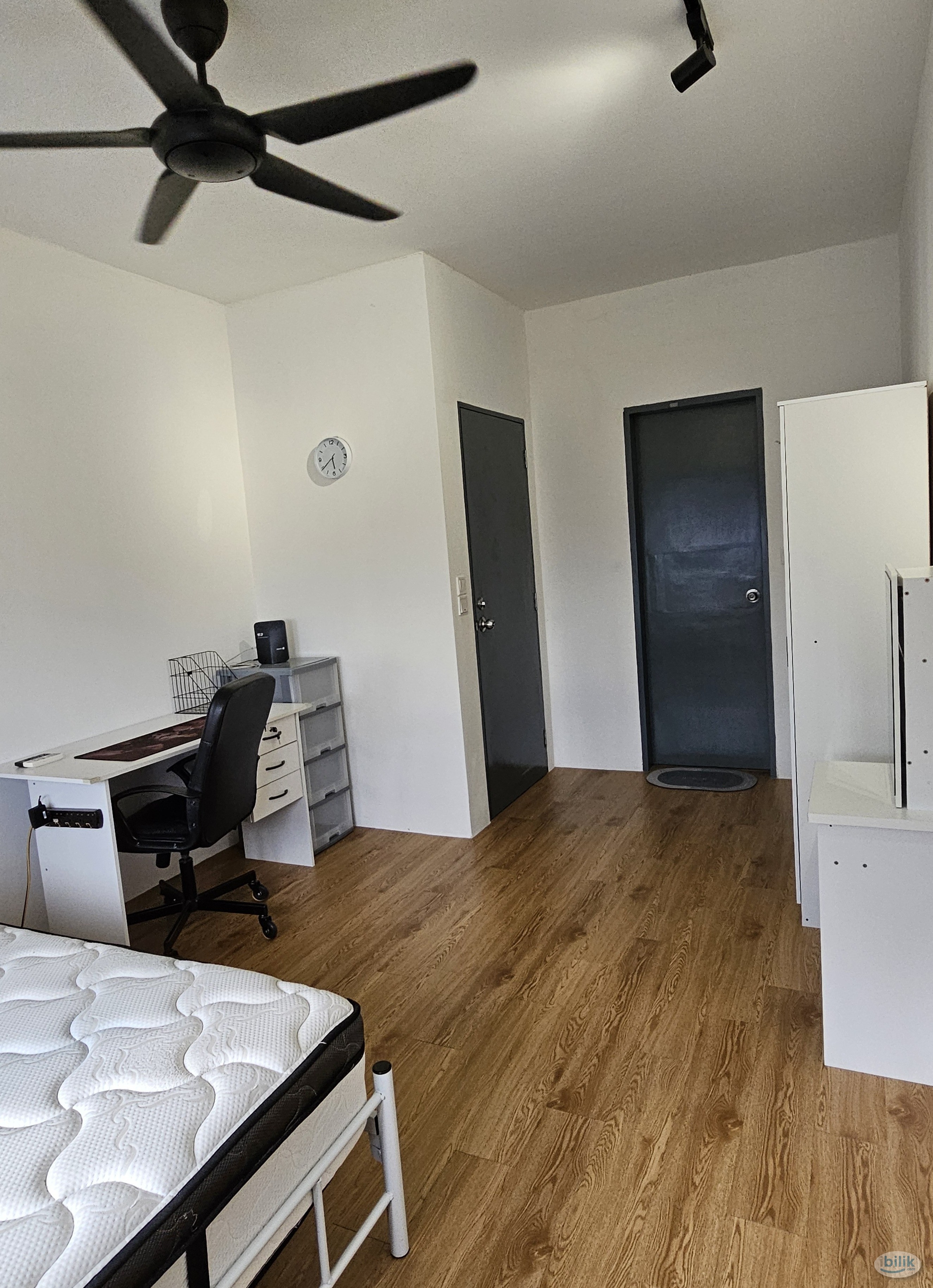 AIRCON Master Room Included Utilities at Bandar Sungai Long, Kajang - Image 2