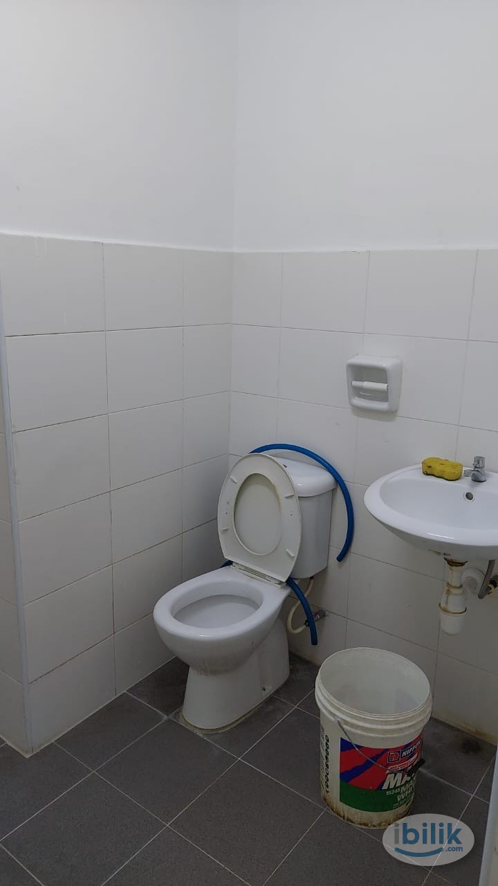 Middle Room at Tebrau City Residence Apartment, Johor Bahru - Image 5