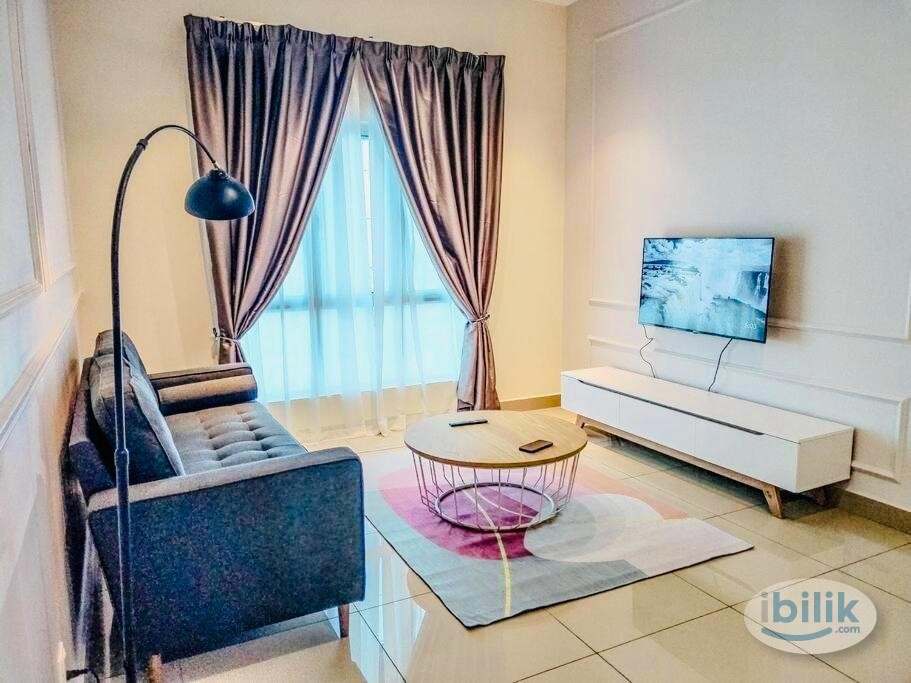 Condo. Couple Room, Private Bath, Free Parking at Olive Hill Bukit Serdang, Seri Kembangan - Image 2