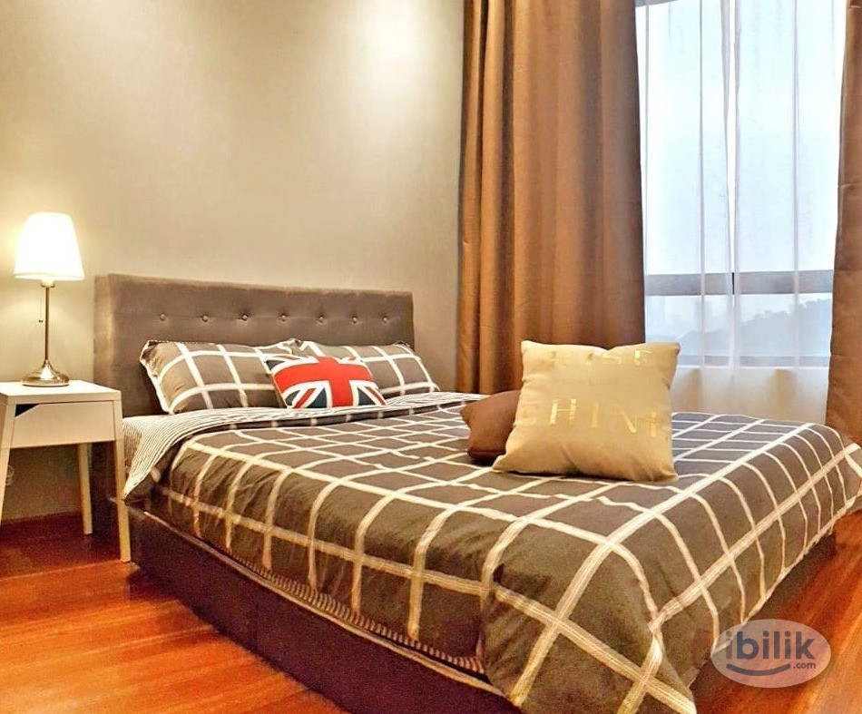 Master Room at The Petalz, Old Klang Road - Image 1