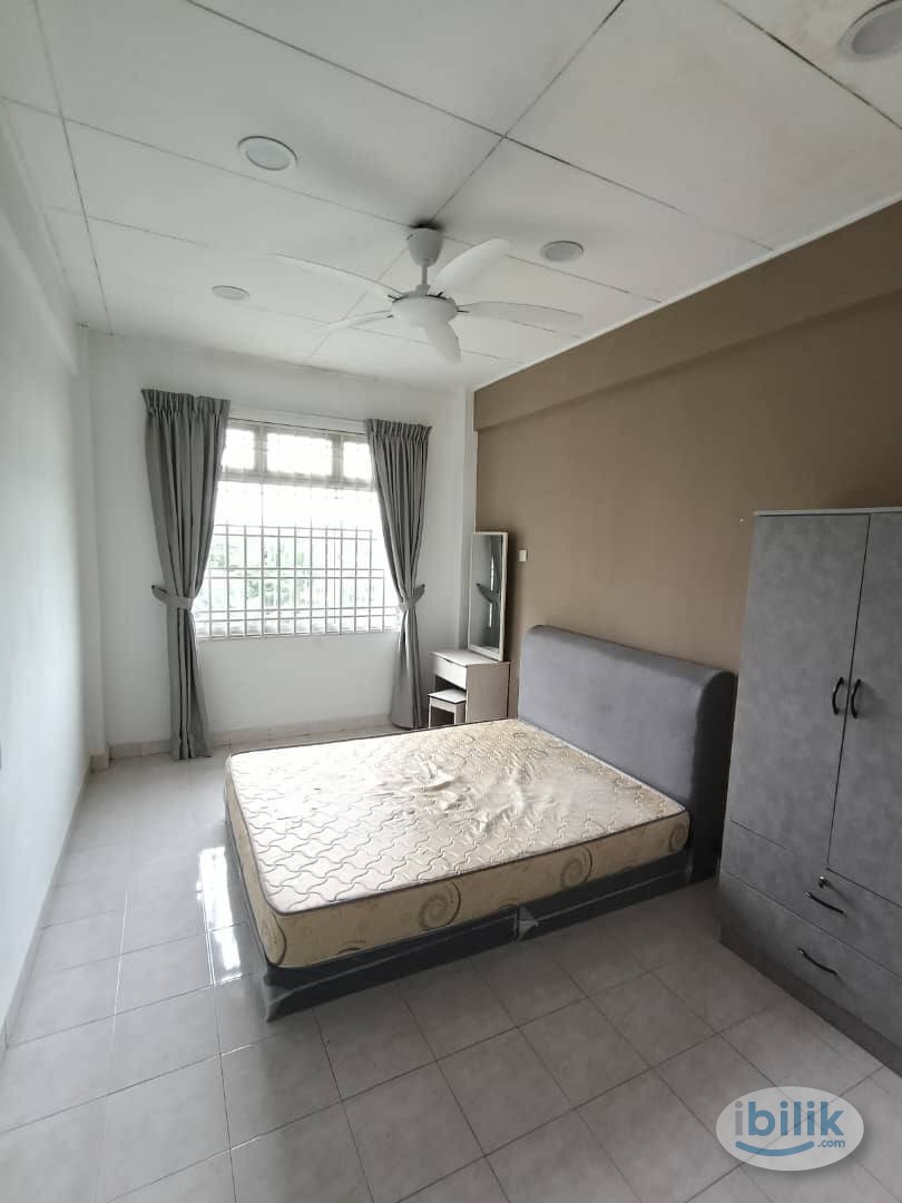 Master Room at Bayu Puteri 2, Johor Bahru - Image 3