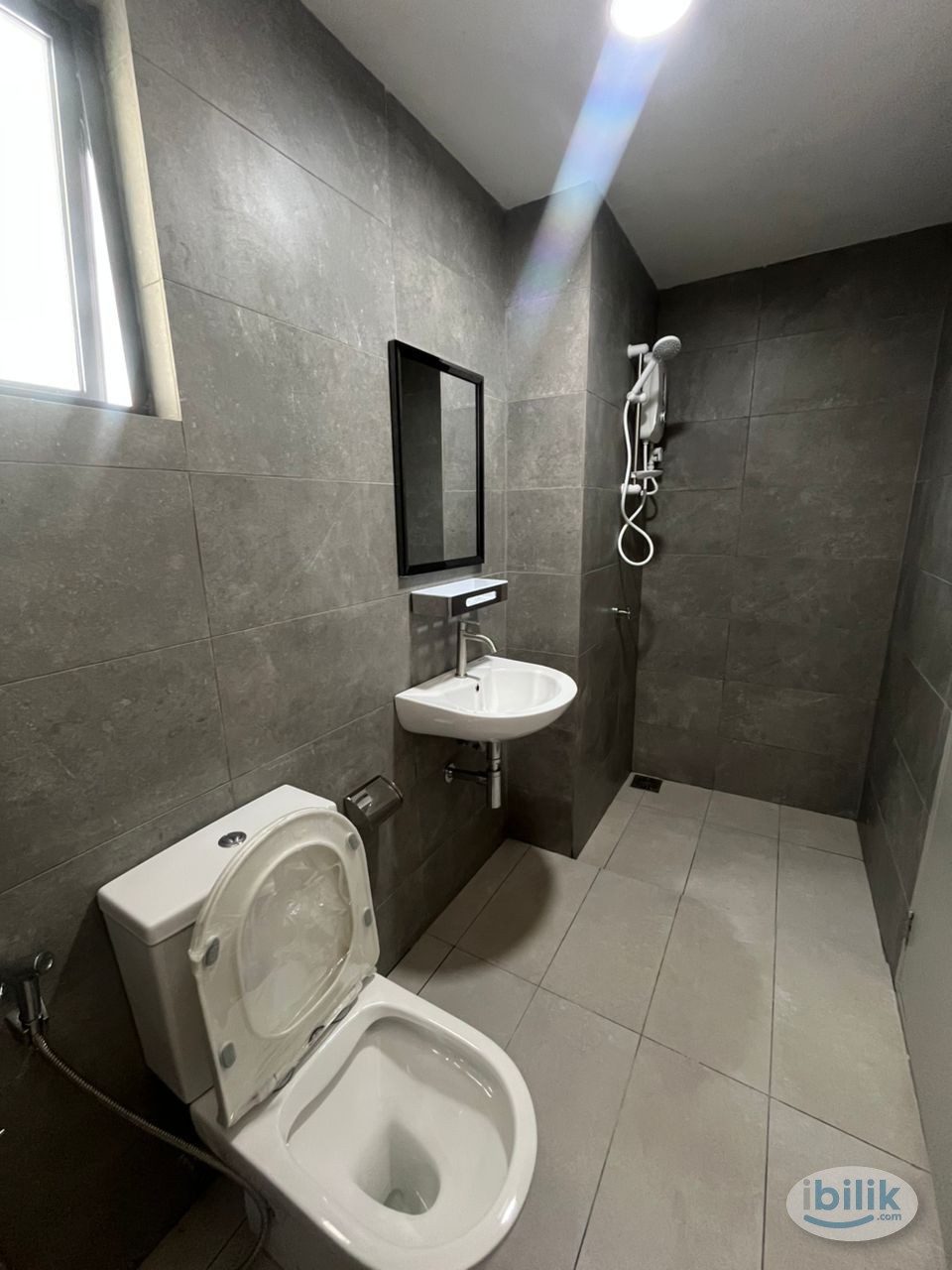 LSH 33 Sentul near pavillion KLCC (medium room ready move in) - Image 1