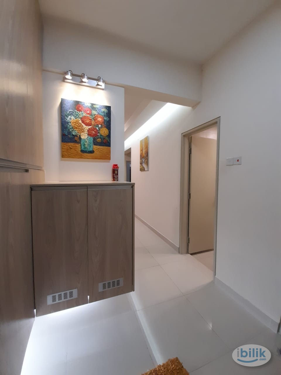 Middle Room at Setiawalk, Pusat Bandar Puchong Near PFCC - Image 3