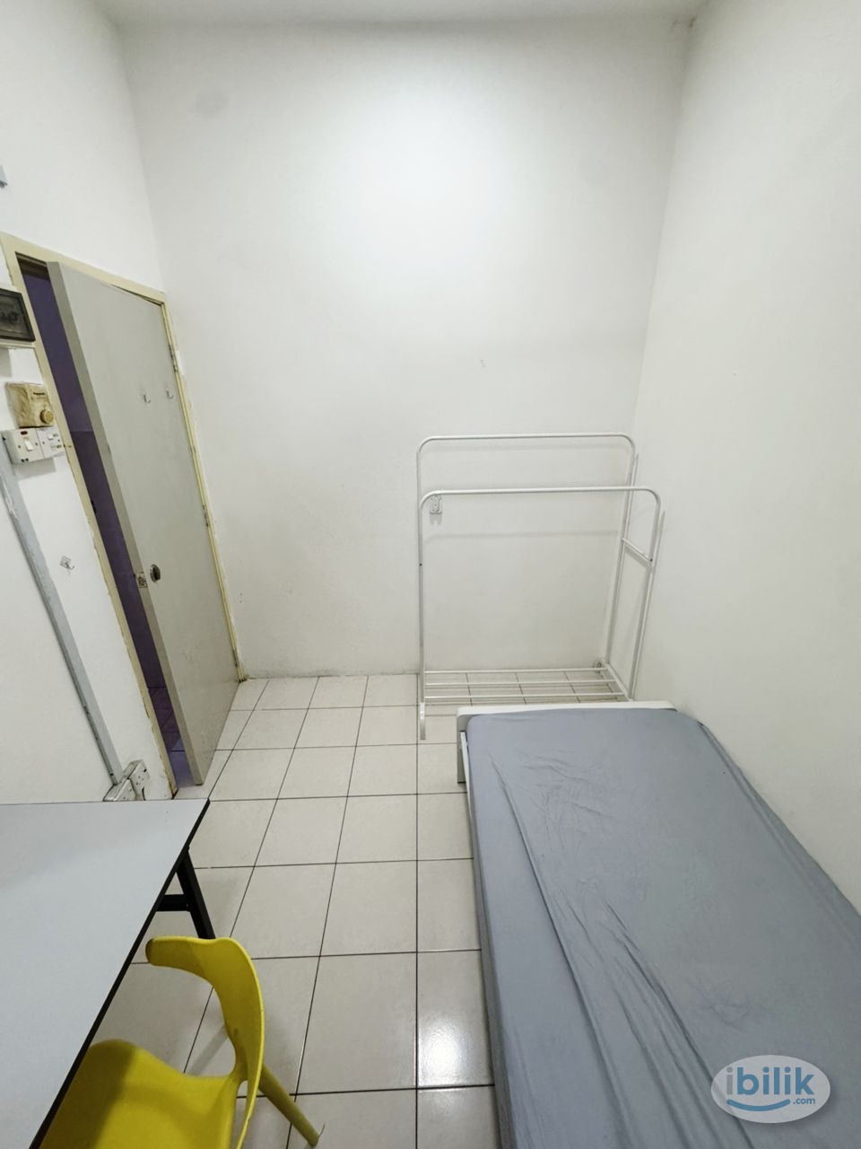 Middle Room at Setia Alam, Shah Alam - Image 4