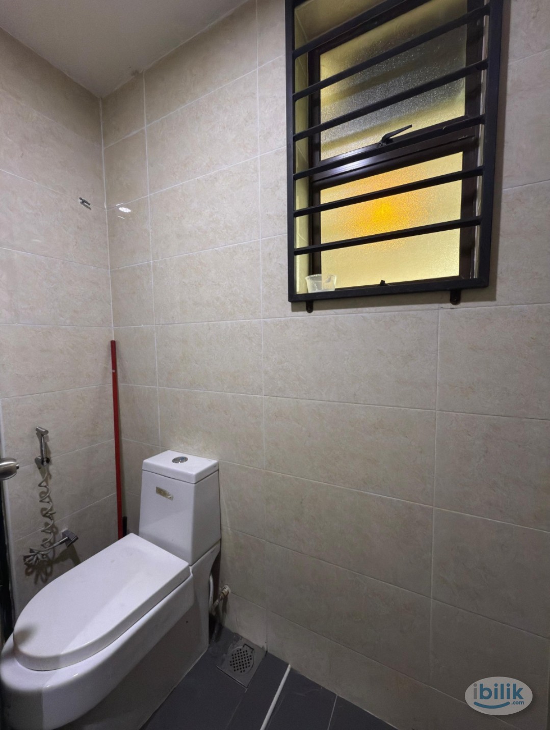Medium Super Single Room at Armanee Condominium, Damansaraa Damai - Image 4