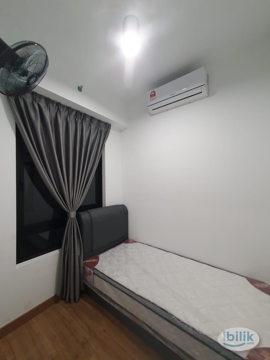 Single Room Side by Side Bathroom  | Fibre WIFI 300 Mbps | Hotel Quality Mattress | Fully Furnished with Dining Table - Image 2