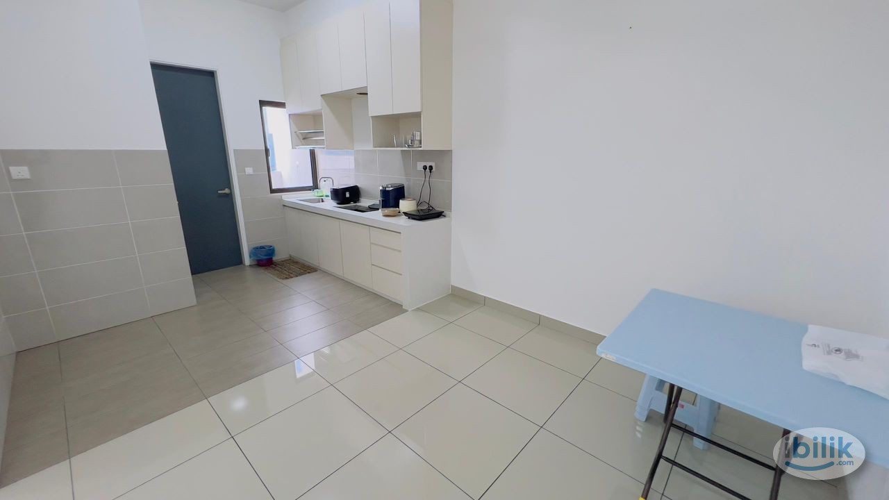 Master Room at Kota Warisan, Sepang - Image 2