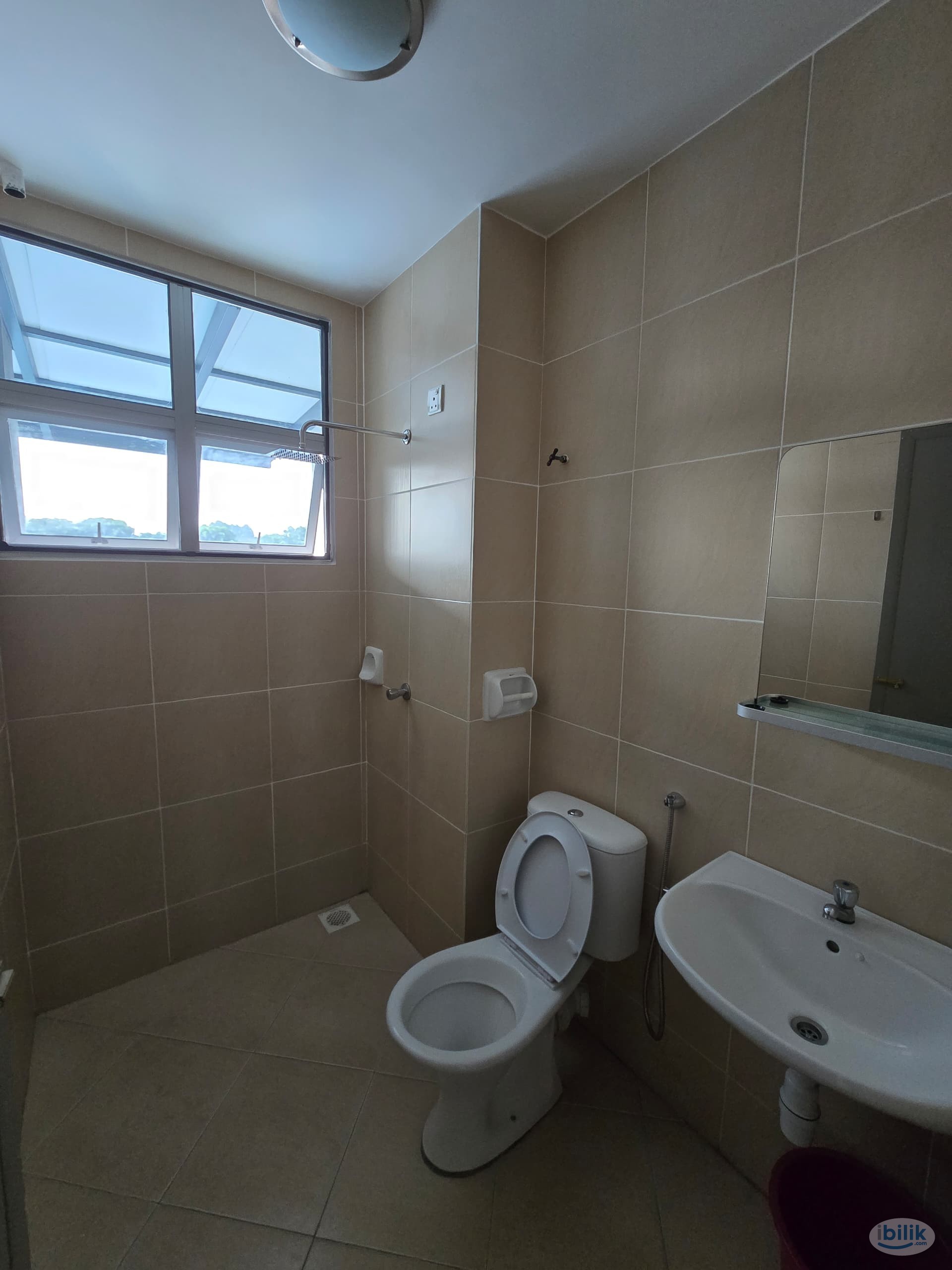 Fully Furnished Master Room at Simpang Ampat, Penang - Image 4