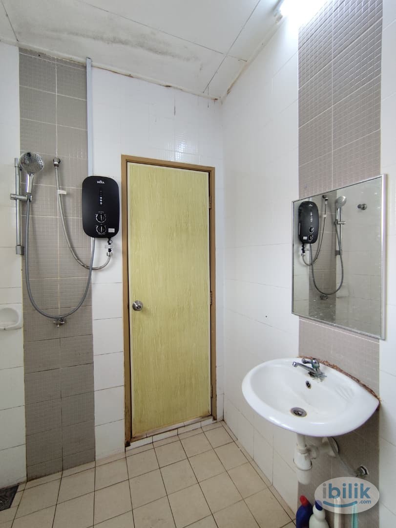 Low Rental Only😍💕Master room with own private bathroom🎈🔥Setia Alam ,Top Glove, Setia City Mall ,Bukit Raja‼️‼️ - Image 4