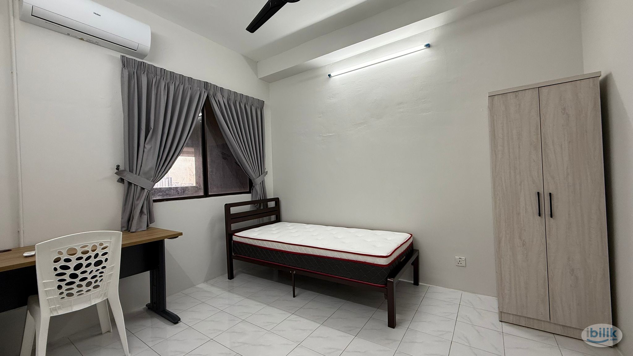 Single Room at Lagoon View, Bandar Sunway - Image 3