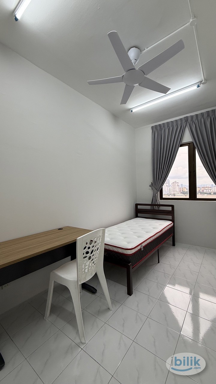 Chinese Male Unit Single Room Lagoon View, Bandar Sunway - Image 1