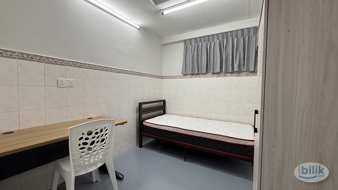Chinese Male Unit Single Room Lagoon View, Bandar Sunway - Image 1