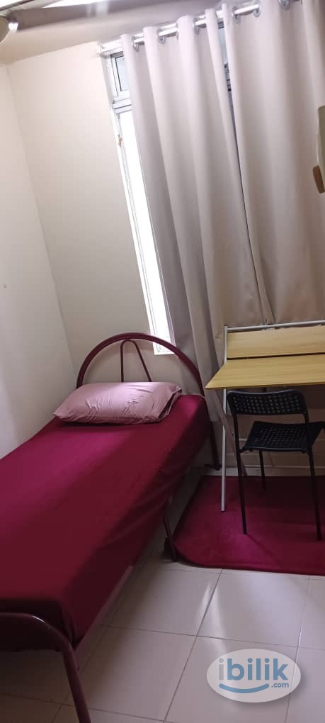 MYR 385 Single room incl.utility -Townhouse not condo - Image 1