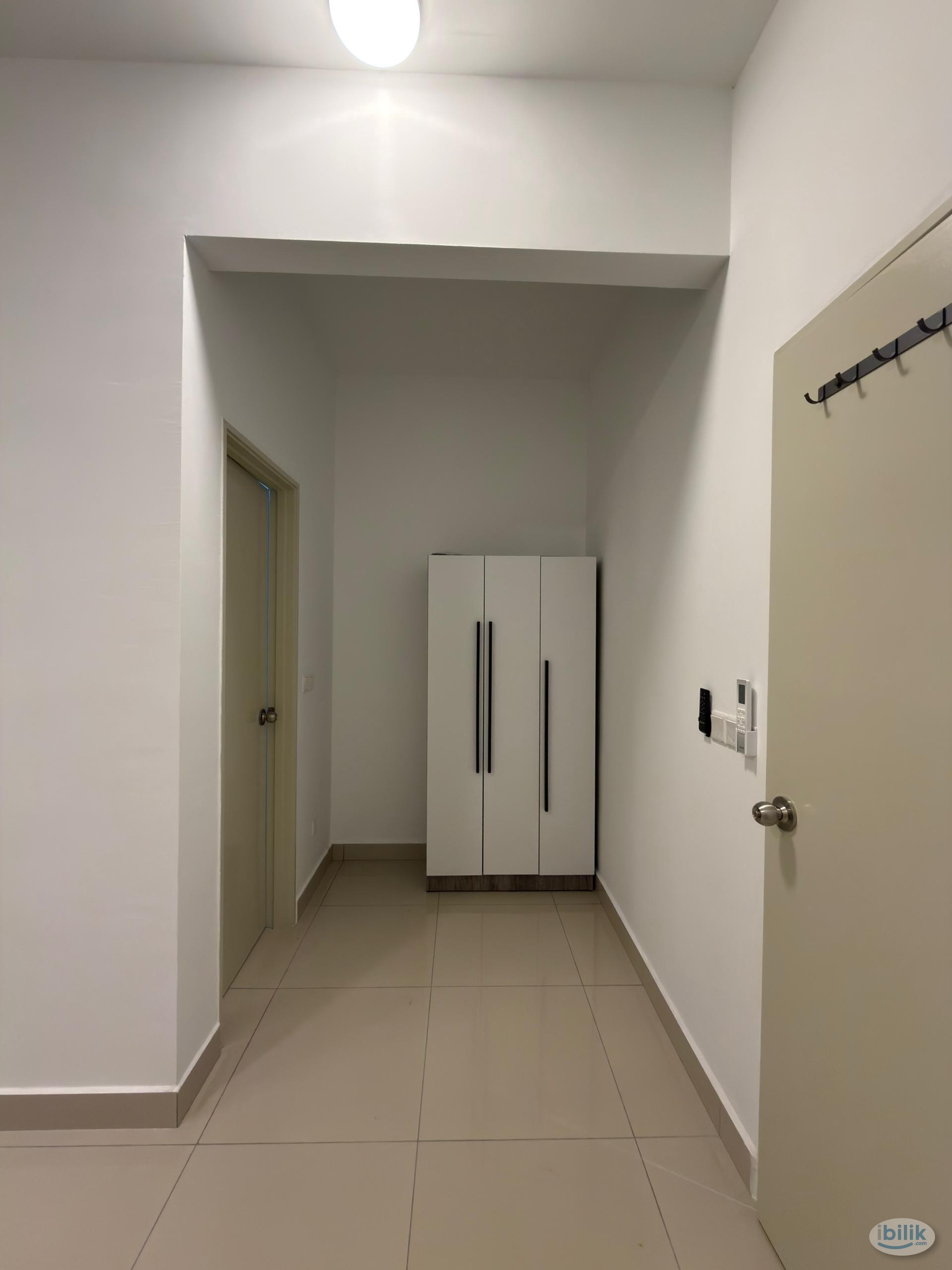 Premium Master Room at Residensi Topaz, Mutiara Heights, Kajang - Image 3