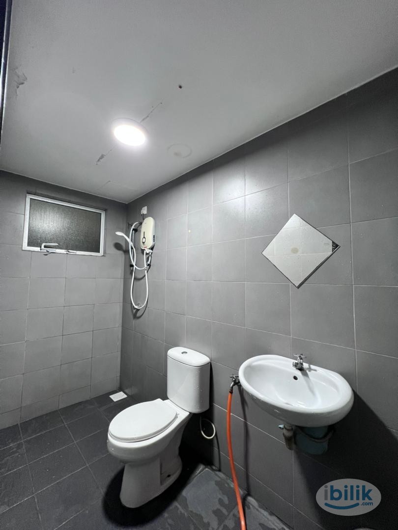Impian Meridian Room Rental - Image 3