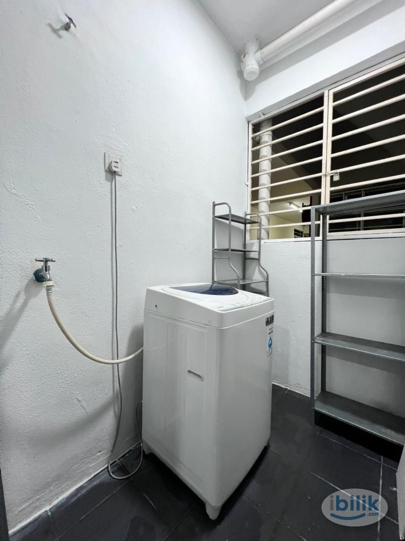 Impian Meridian Room Rental - Image 4