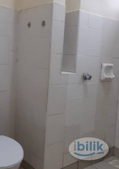 Middle Room at Setapak, Kuala Lumpur & walking distance to LRT - Image 4
