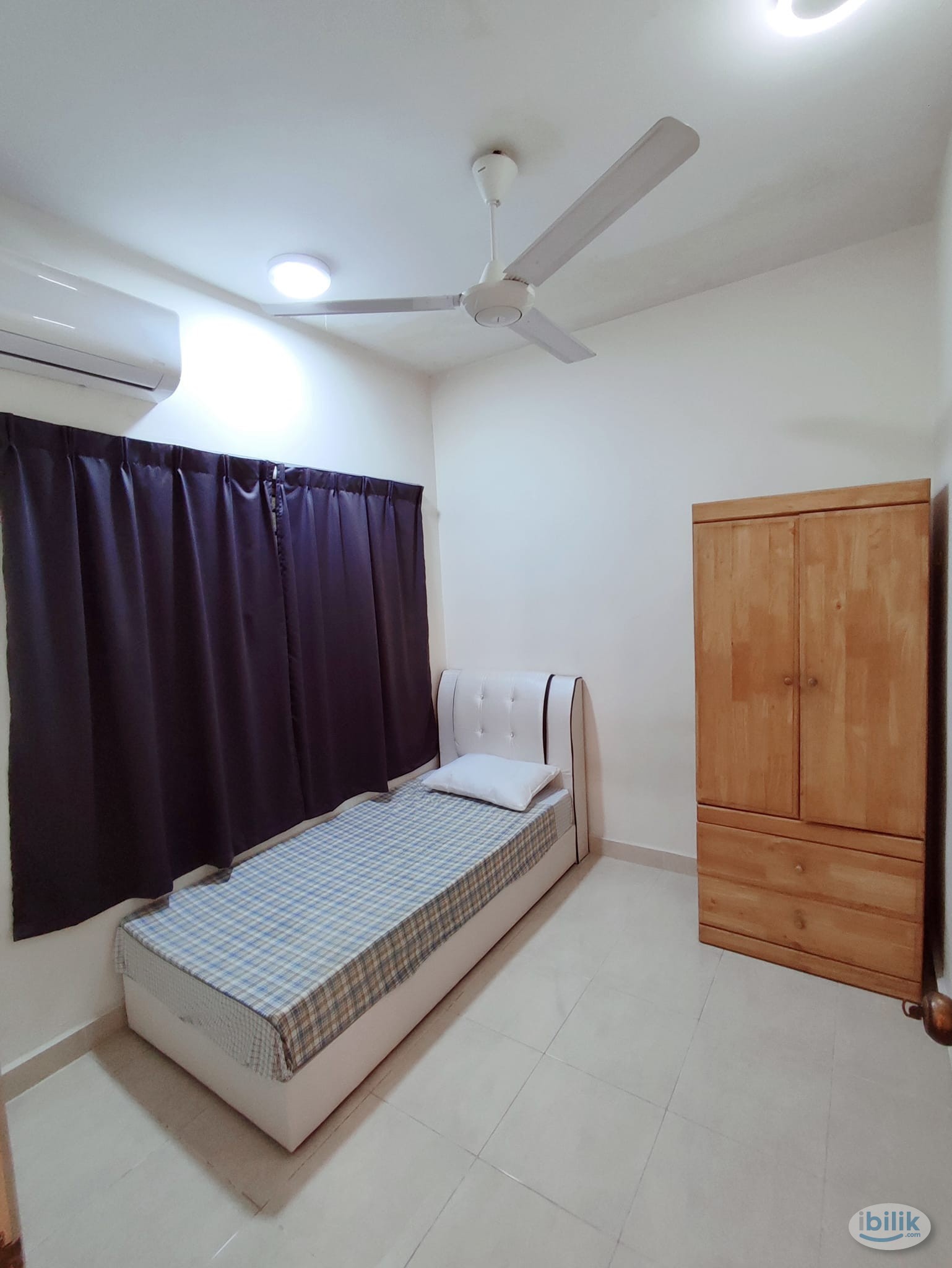 pelangi utama small room mrt bandar utama - Image 1