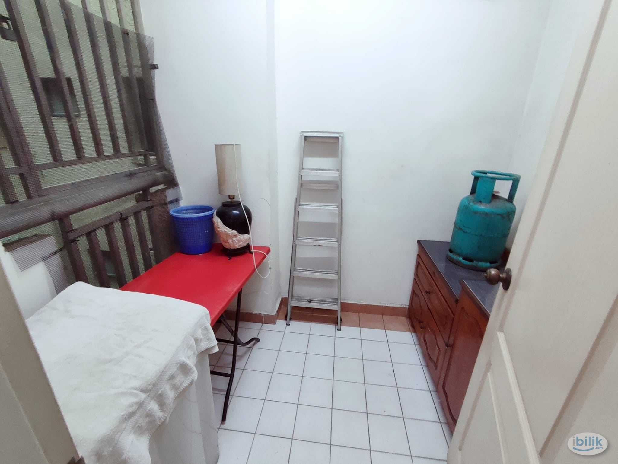 pelangi utama small room mrt bandar utama - Image 5