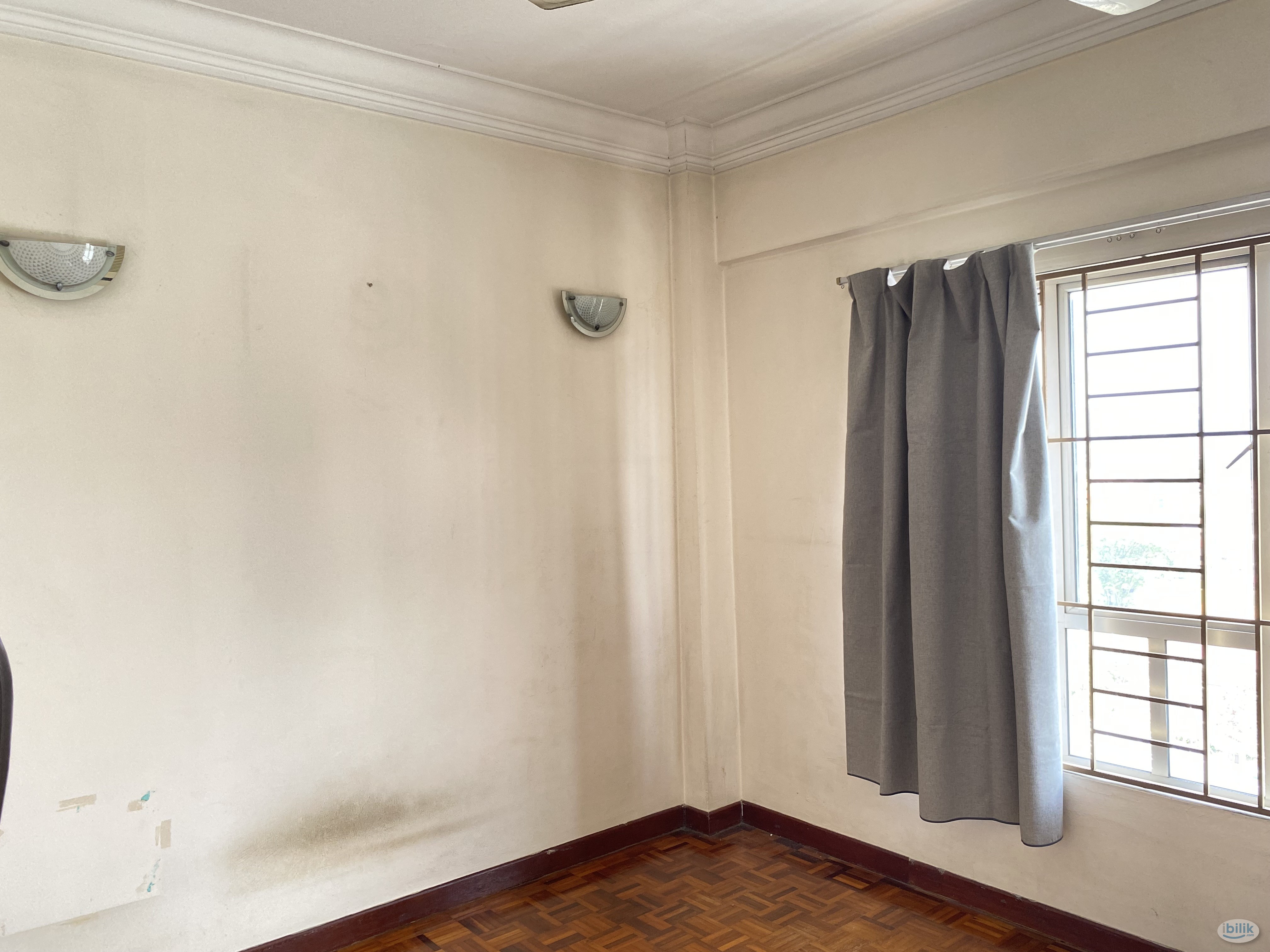 Master Bedroom for Rent at Casa Damansara 1 (Free Parking!) - Image 2