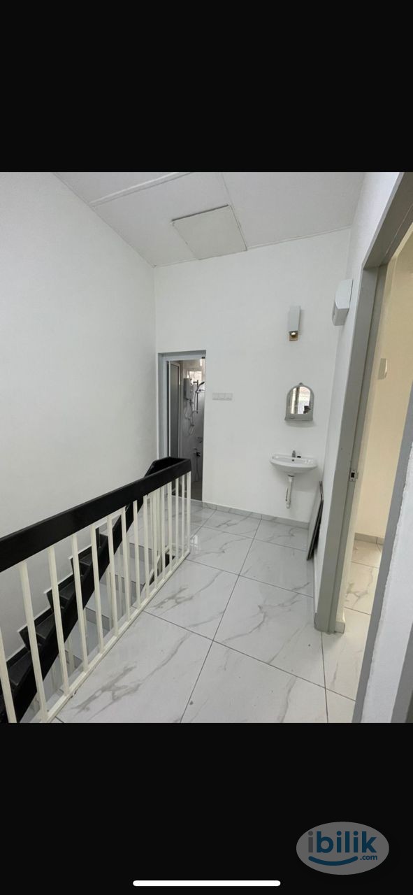 Master Room at Bayan Lepas, Penang - Image 3