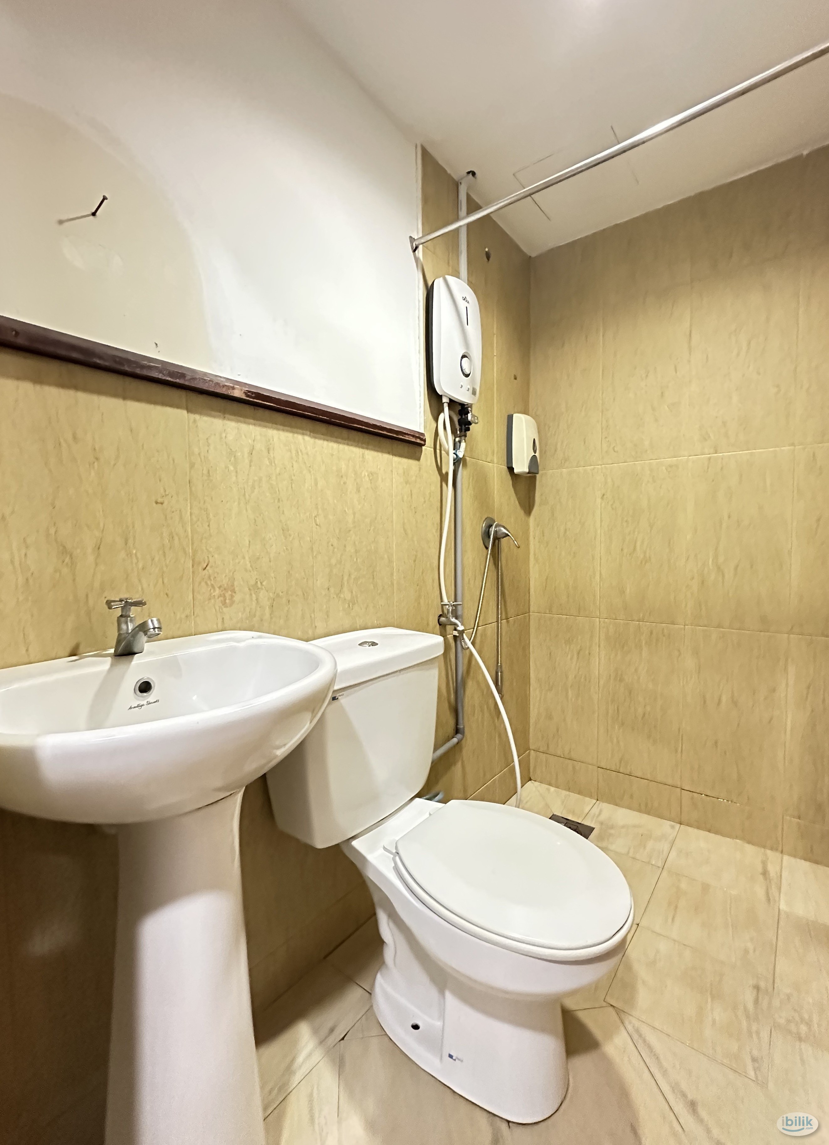 [2mins tp LRT｜5mins To IOI Puchong ｜Private Bathroom ] ❤️‍🔥 Master Room For Co-Living at Puchong‼️ - Image 3