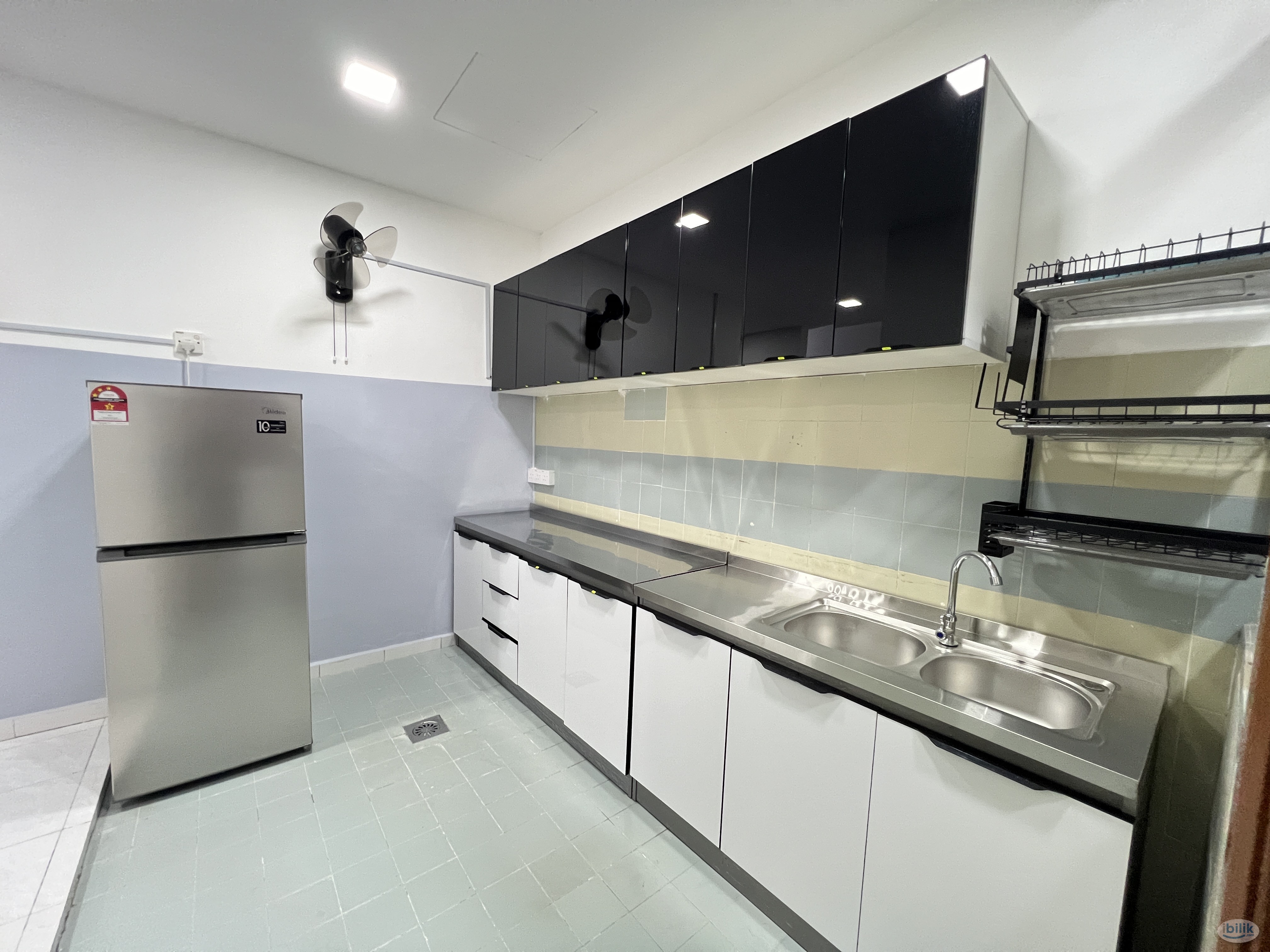 Newly Renovated Fully Furnished Middle Bedroom at Bukit OUG Condo, Bukit Jalil Awan Besar LRT Station - Image 2