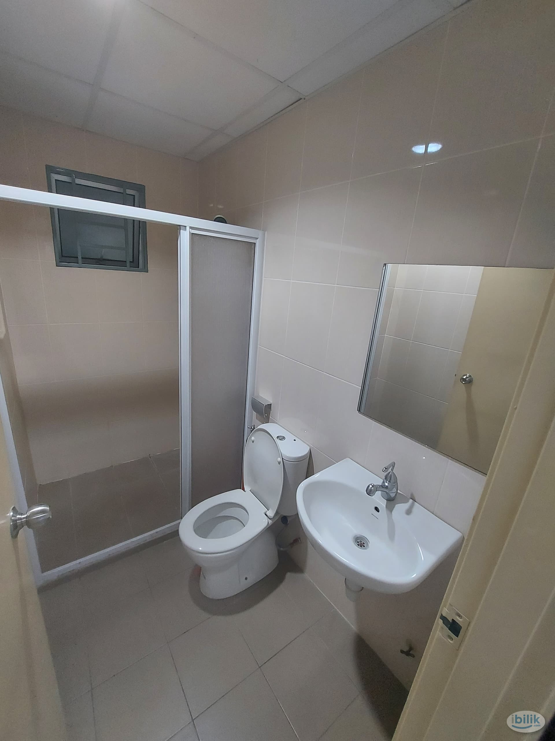 Master Room at OUG Parklane, Old Klang Road - Image 5
